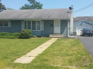 19 Laurelhurst Dr, Brick, NJ