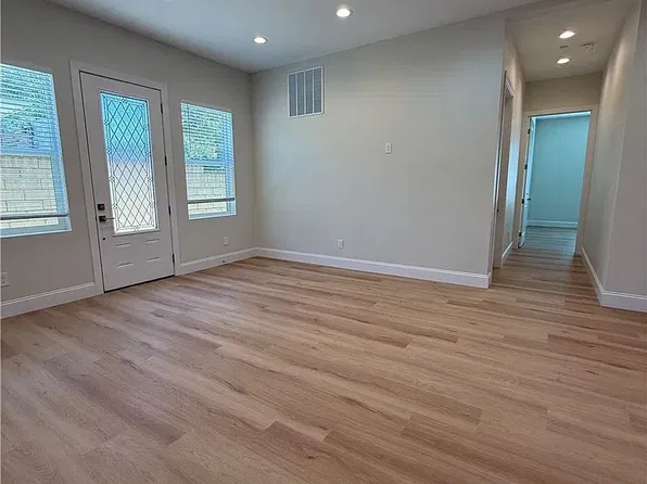 1140 W Donington St #B, Glendora, CA 91741