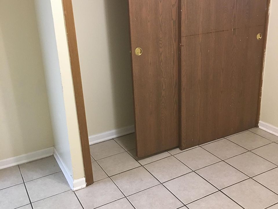 Bedroom with closet