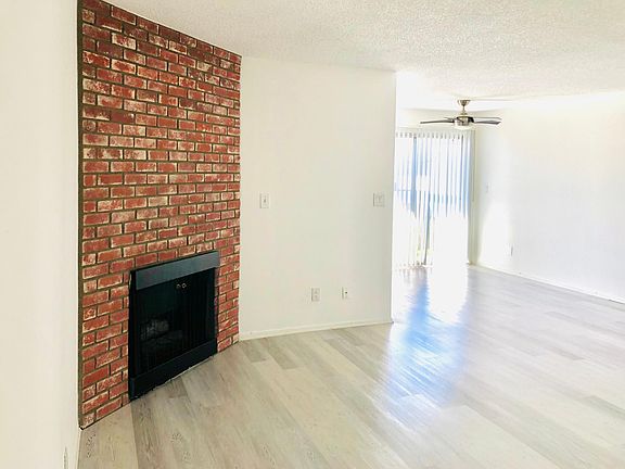 *IMAGES: Model Unit -Vacant units might differ slightly, inquire within for images/video from our manager