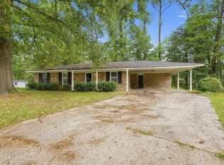 223 One Park Pl, Jackson, MS 39212