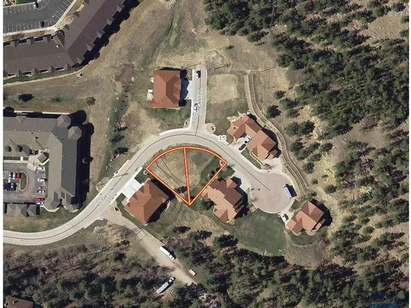 2427 Holiday Ln, Rapid City, SD 57702