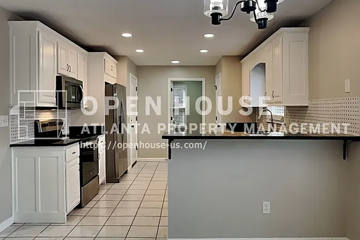 4240 Moccasin Trl — Photo 6