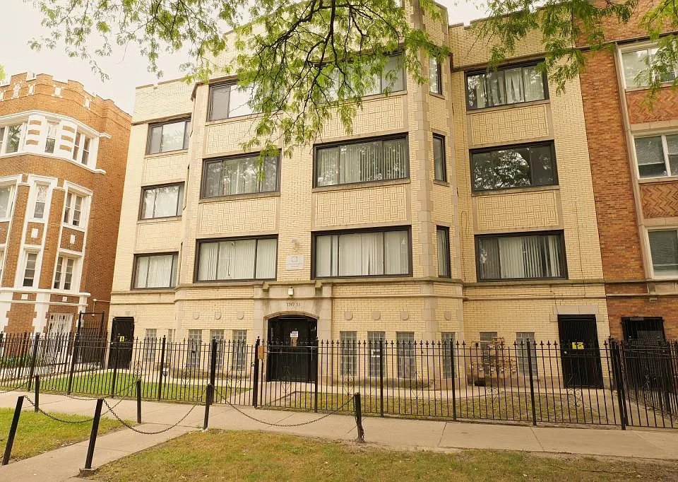 7753 S Essex Ave #2S