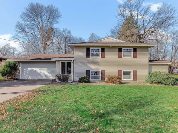 1748 Margaret St, New Richmond, WI 54017