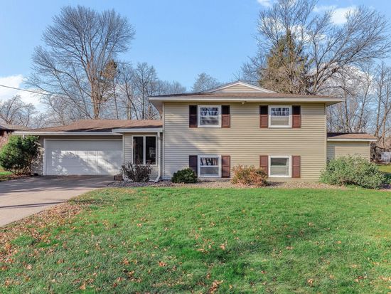 1748 Margaret St, New Richmond, WI 54017