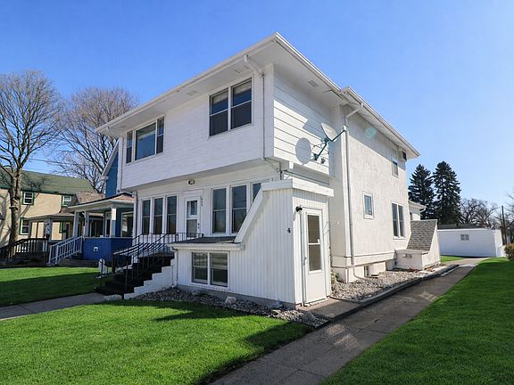 2nd image of 609 3rd St N