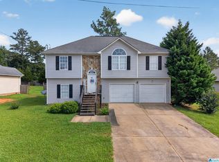 26 Lincoln Oaks Dr, Lincoln, AL 35096