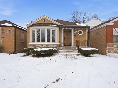 8818 S Merrill Ave, Chicago, IL, 60617