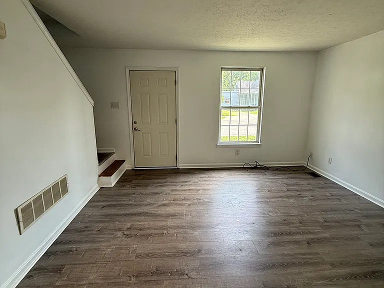 152 Cherry St #150 — Photo 3