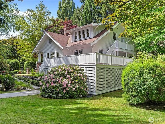 4th image of 18608 101st Avenue NE