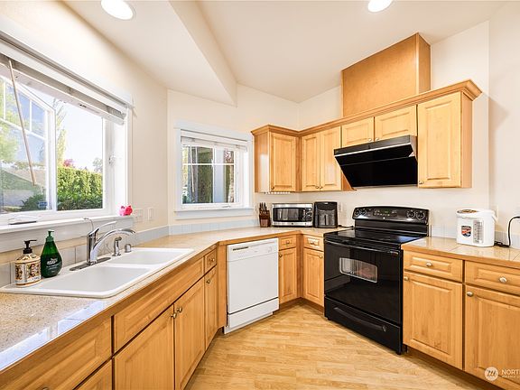 4th image of 10700 SE 260th ST #G104