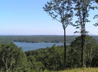 3521 Lake Ridge Dr, Gainesville, GA 30506