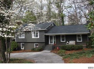 2527 Inverness Rd, Charlotte, NC 28209