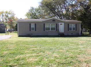 203 1st St, Browns, IL 62818