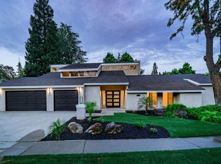 555 E Serena Ave, Fresno, CA 93720