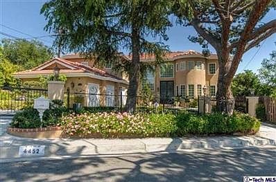 1st image of 4452 Raymond Ave