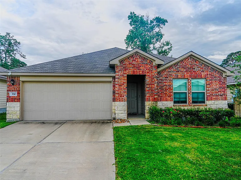 332 Pecos Dr — Photo 2