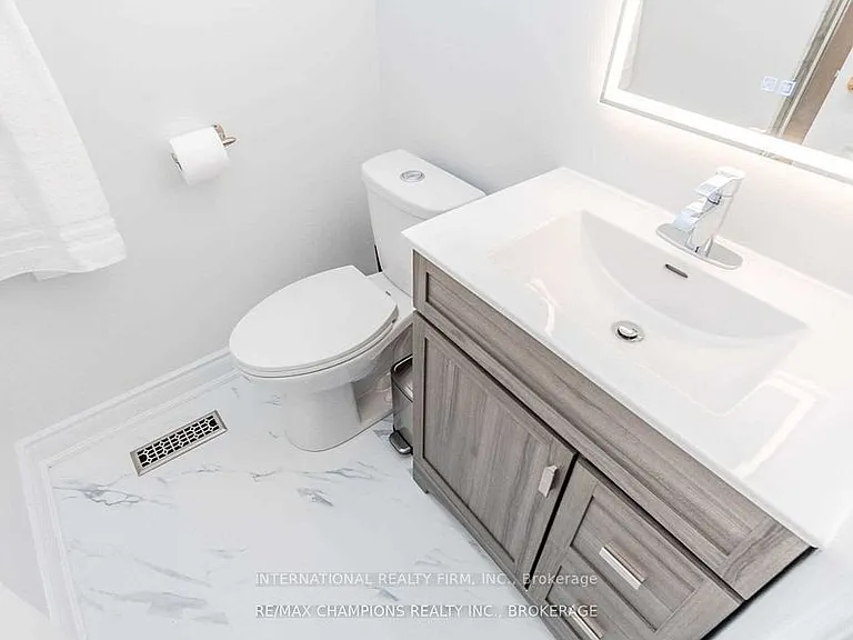 49 Convoy Cres — Photo 25