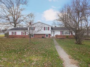 34677 Bainbridge Rd, North Ridgeville, OH 44039