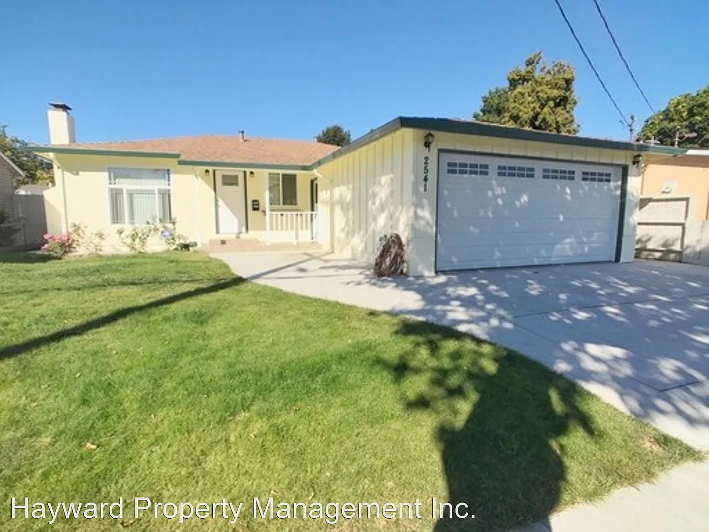 2541 Erskine Ln photo 1
