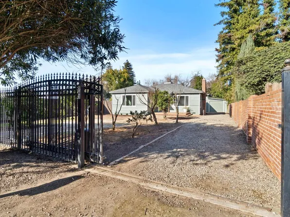 563 E Dayton Ave, Fresno, CA 93704