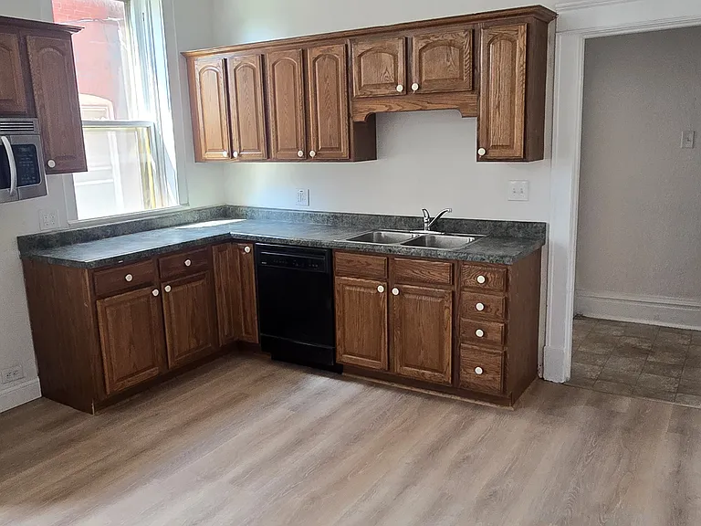 216 N Jackson St #216 — Photo 9