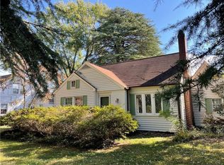 4038 Robinhood Rd, Winston Salem, NC 27106