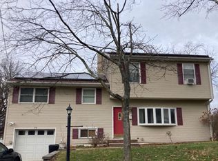 79 Richard St, Dover, NJ 07801