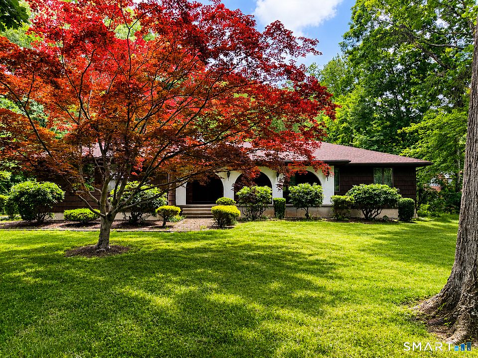 2nd image of 42 Philip Drive