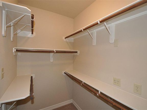 5th image of 317 Woodland Hills Dr