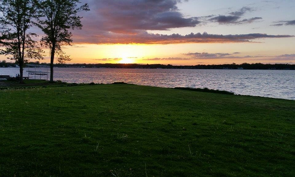 BEACH VIEW AT SUNSET