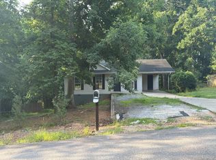 3326 Thousand Oaks Dr, Gainesville, GA 30507