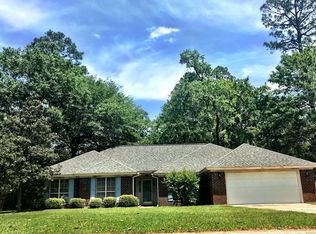 801 Lexington Pl, Hinesville, GA 31313