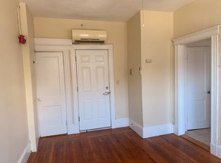 77 Hancock St APT 11, Cambridge, MA 02139