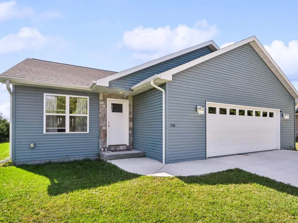 726 Mustang Ln, Fond Du Lac, WI 54935