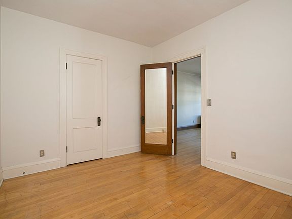 3rd image of 3411 Hennepin Ave APT 1