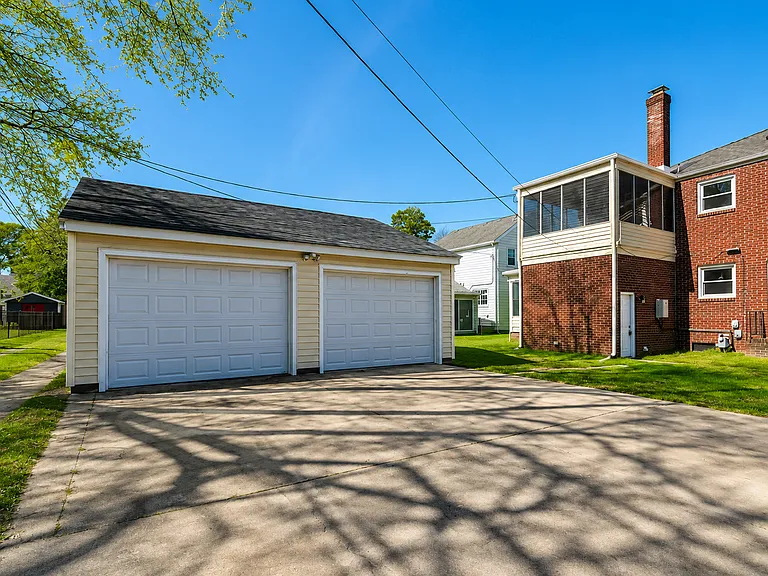 501 Sussex Dr #2 — Photo 26