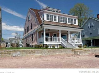 106 Middle Beach Rd, Madison, CT 06443