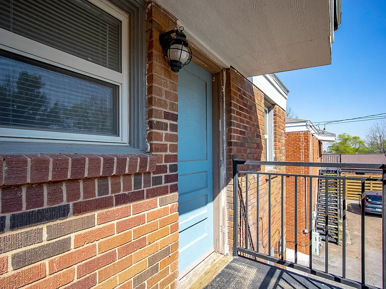 4612 N Classen Blvd — Photo 16