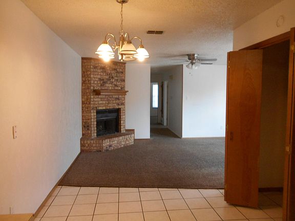 5th image of 7517 Avenue W APT B