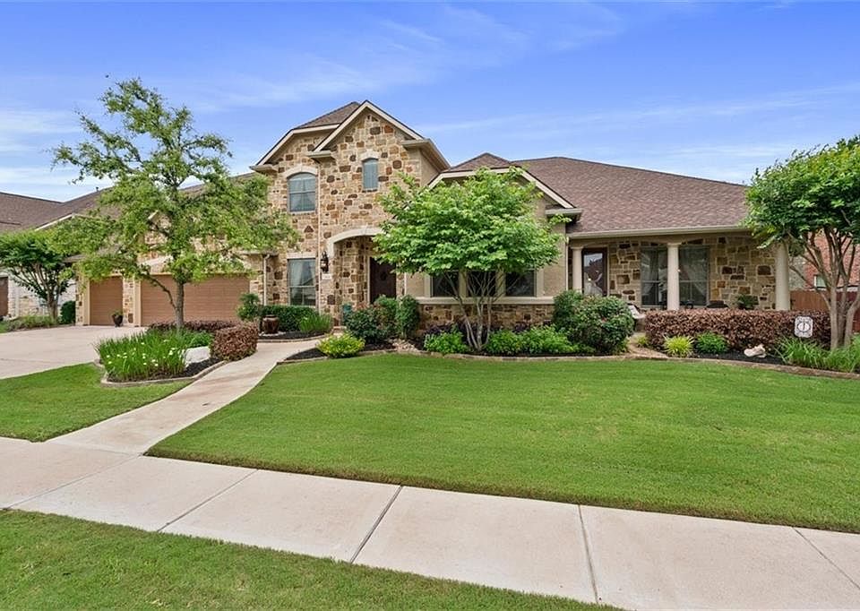 1st image of 3104 Castellano Way