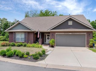 3 Starlight Dr, Greenville, SC 29605