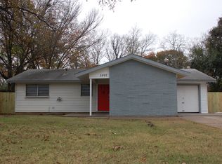 5462 McConnell Dr, Fort Worth, TX 76134