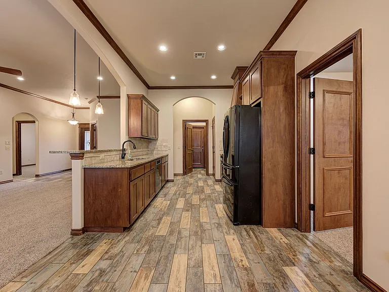 18520 Haslemere Ln — Photo 15