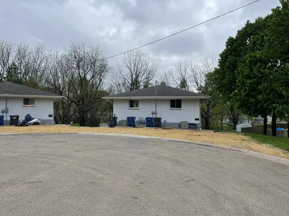 413 1/2 21st Place Ct, Clinton, IA 52732