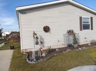 944 Tanners Lndg, Monroe, MI 48161
