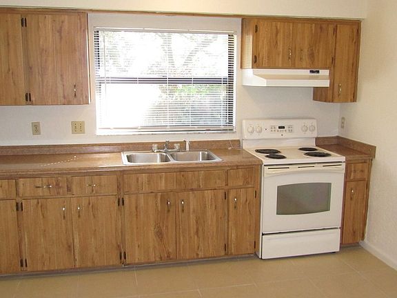 5th image of 1211 Bass Blvd APT B