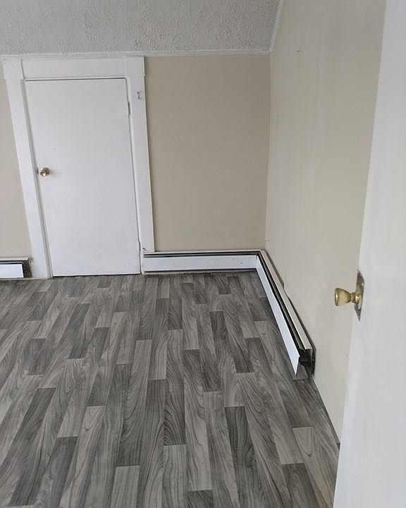 1st image of 54 Hamilton Ave Floor 3