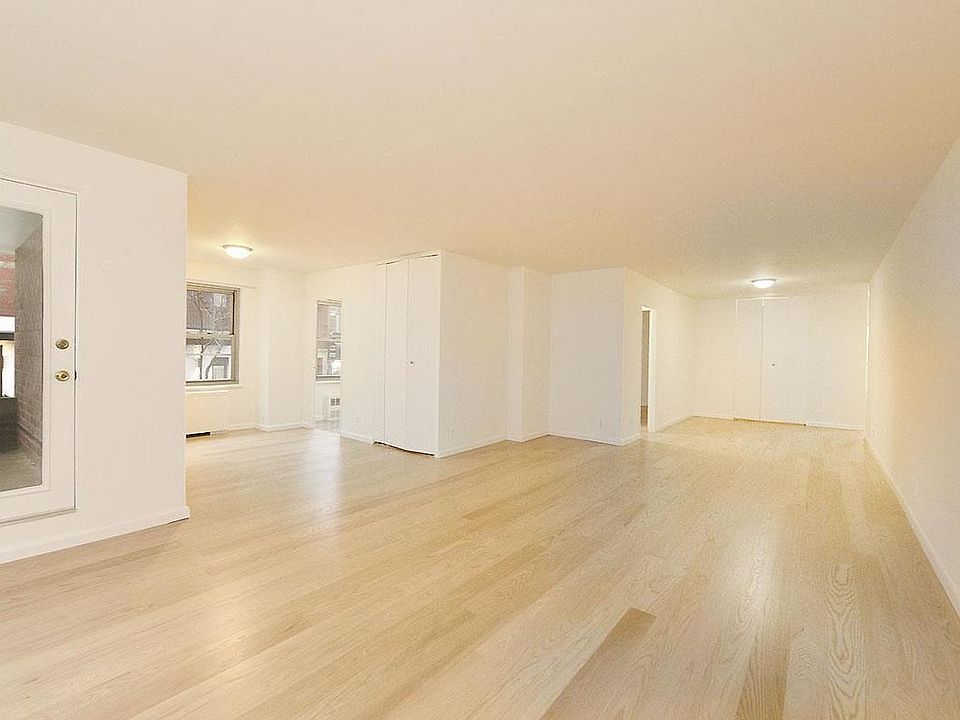 1st image of 1325 1st Ave #B209